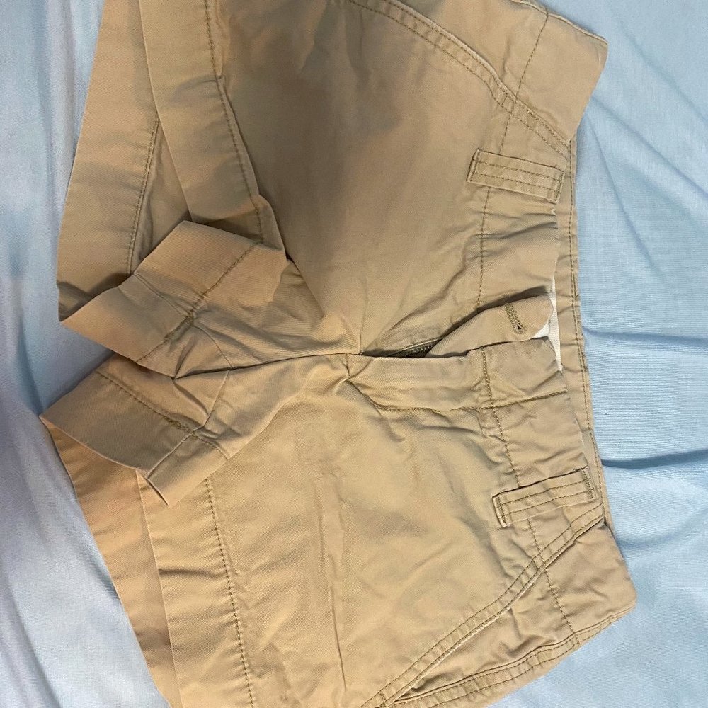 Favorite Chino Tan Shorts